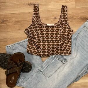 Brown fitted & cropped tank* stretches* dress up or casual * medium